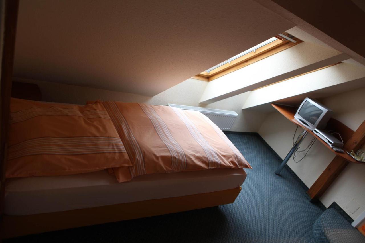 Barokk Antik Guest House Кечкемет Экстерьер фото
